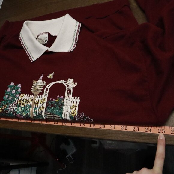 Basic Editions Cat Graphic Sweatshirt Womens L Burgundy Vintage 90s Grannycore - Picture 9 of 13